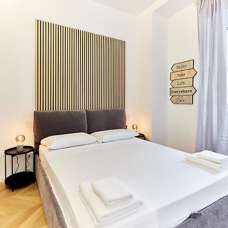 Duomo Imperial Suits - Modern And Comfortable Milano Esterno foto
